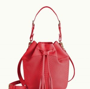 Gigi New York Jenn Bucket Bag